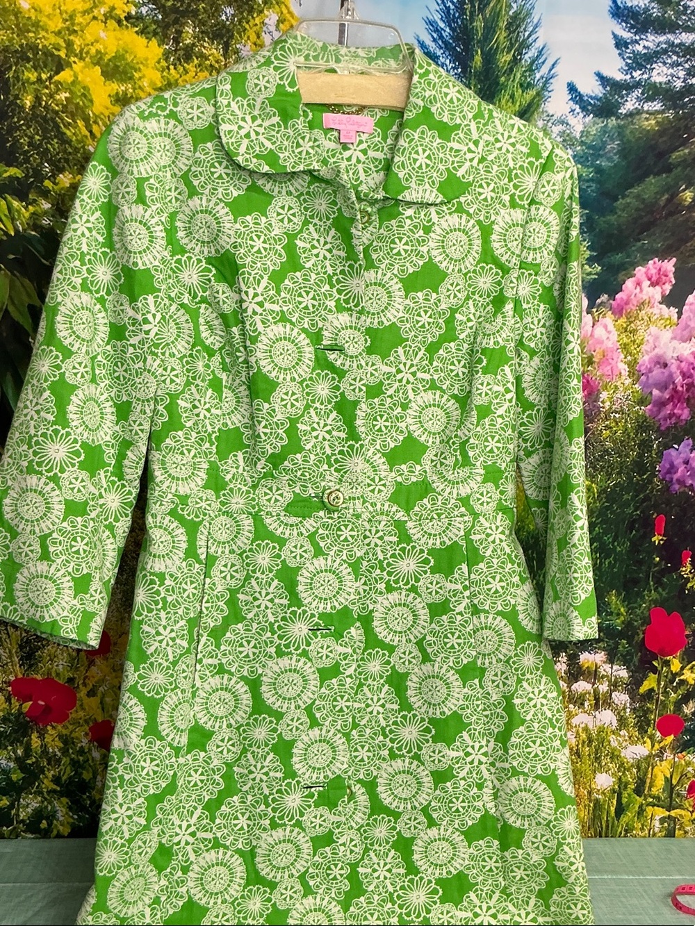 Lilly Pulitzer Green and White Floral Collared Coat. #2226